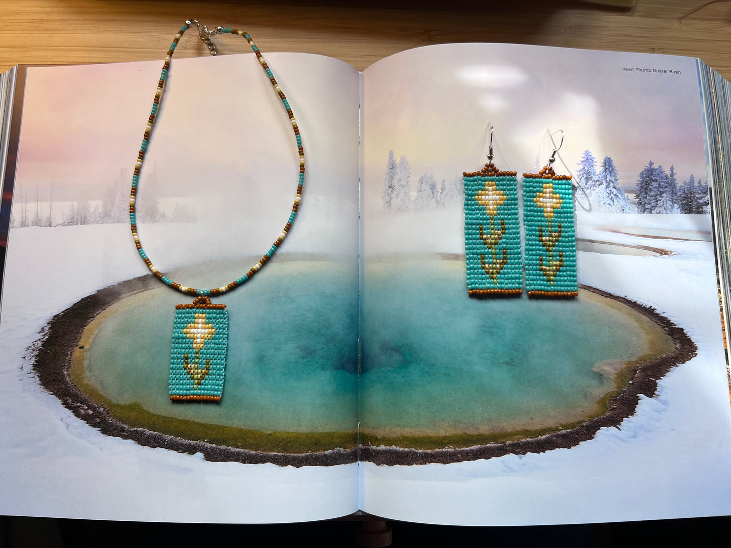 California Saxifrage beaded pendant necklace